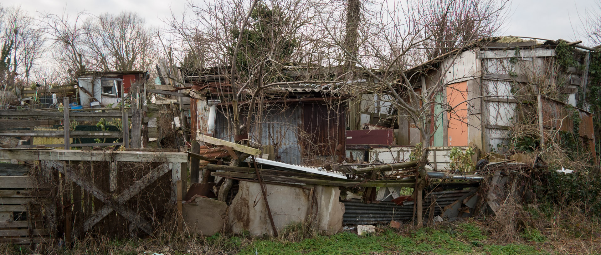 Cabanes de jardins dans la banlieue de Lille.