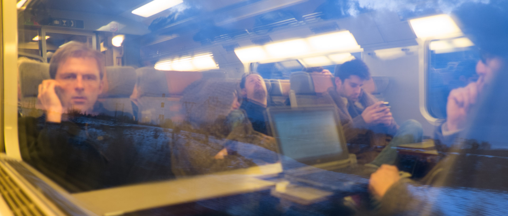 Dans le TGV Paris Lille.