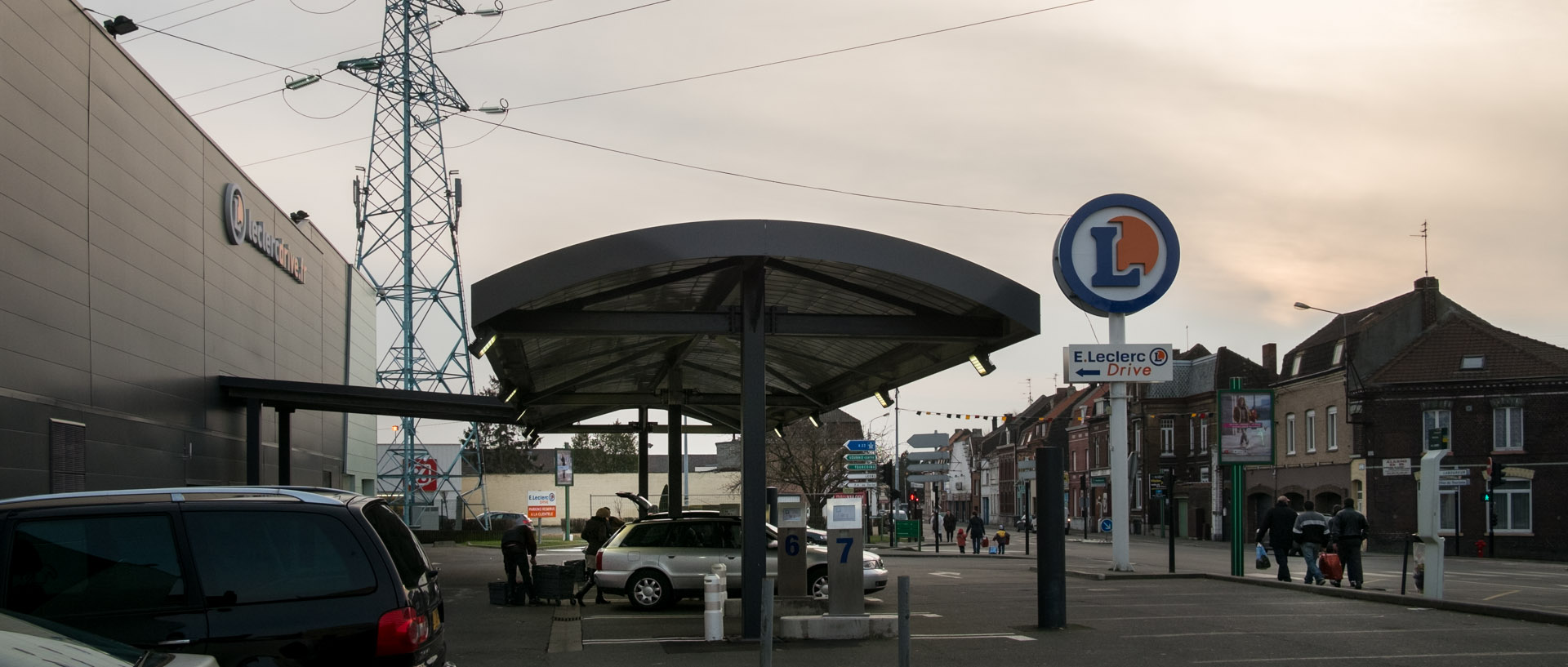 Leclerc drive, rue Carnot, à Wattrelos.