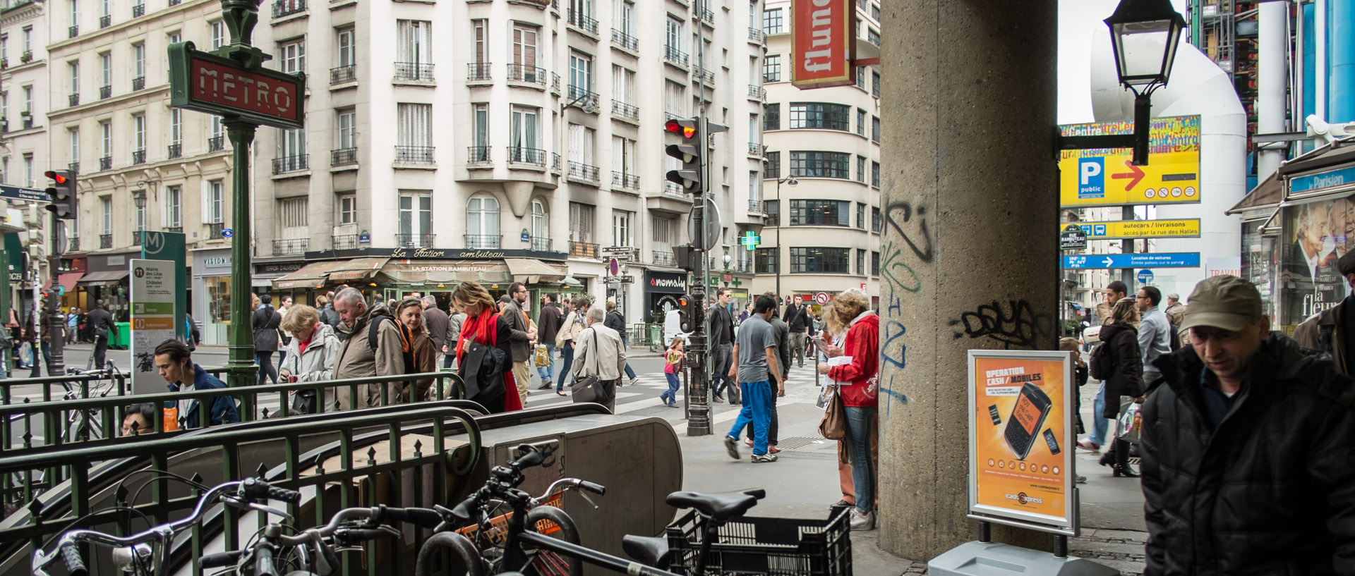 Lundi 29 avril 2013, 18:17, rue Beaubourg, Paris