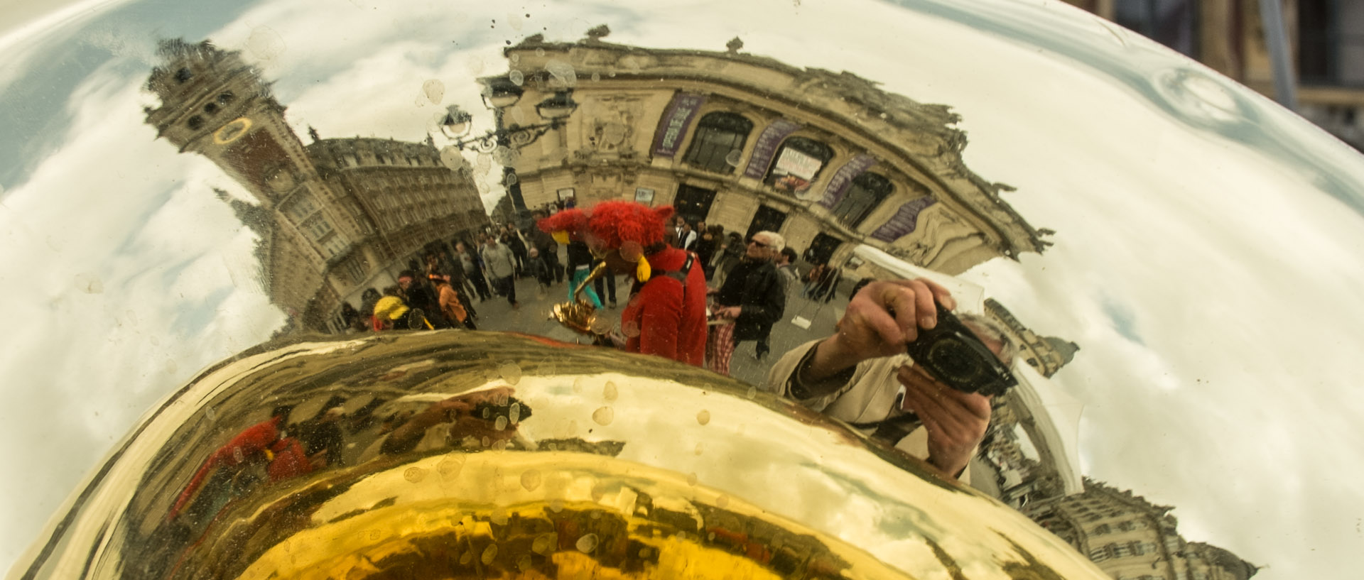 Vendredi 10 mai 2013, 15:42, place du Théâtre, Lille