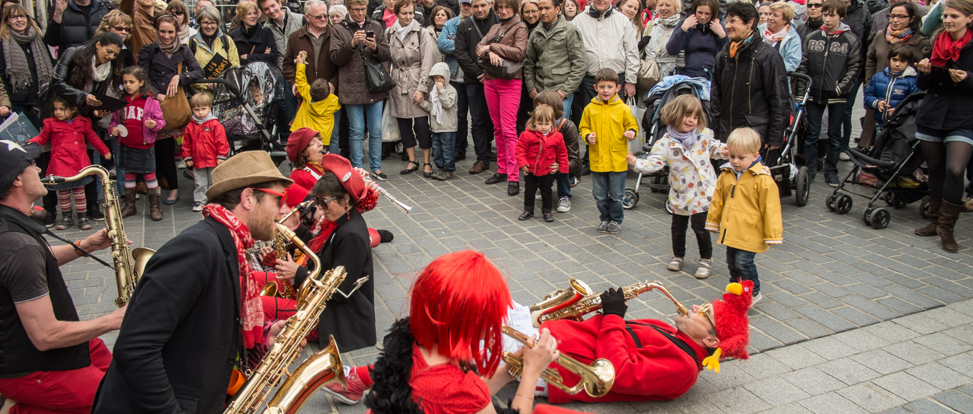 Vendredi 10 mai 2013, 15:56, place du Théâtre, Lille