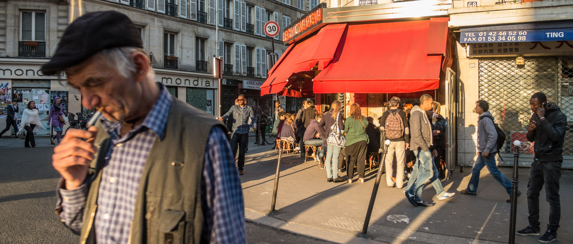 Lundi 24 juin 2013, 21:02, rue du faubourg Saint-Denis, Paris