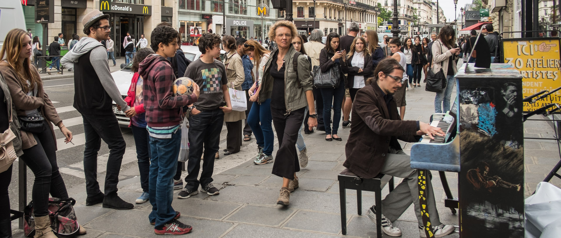 Mardi 25 juin 2013, 17:05, rue de Rivoli, Paris