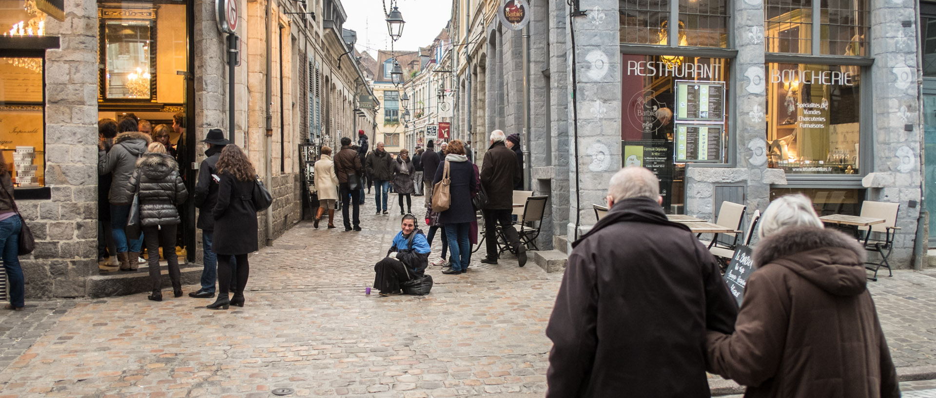 Dimanche 17 novembre 2013, 15:56, rue de la Monnaie, Lille