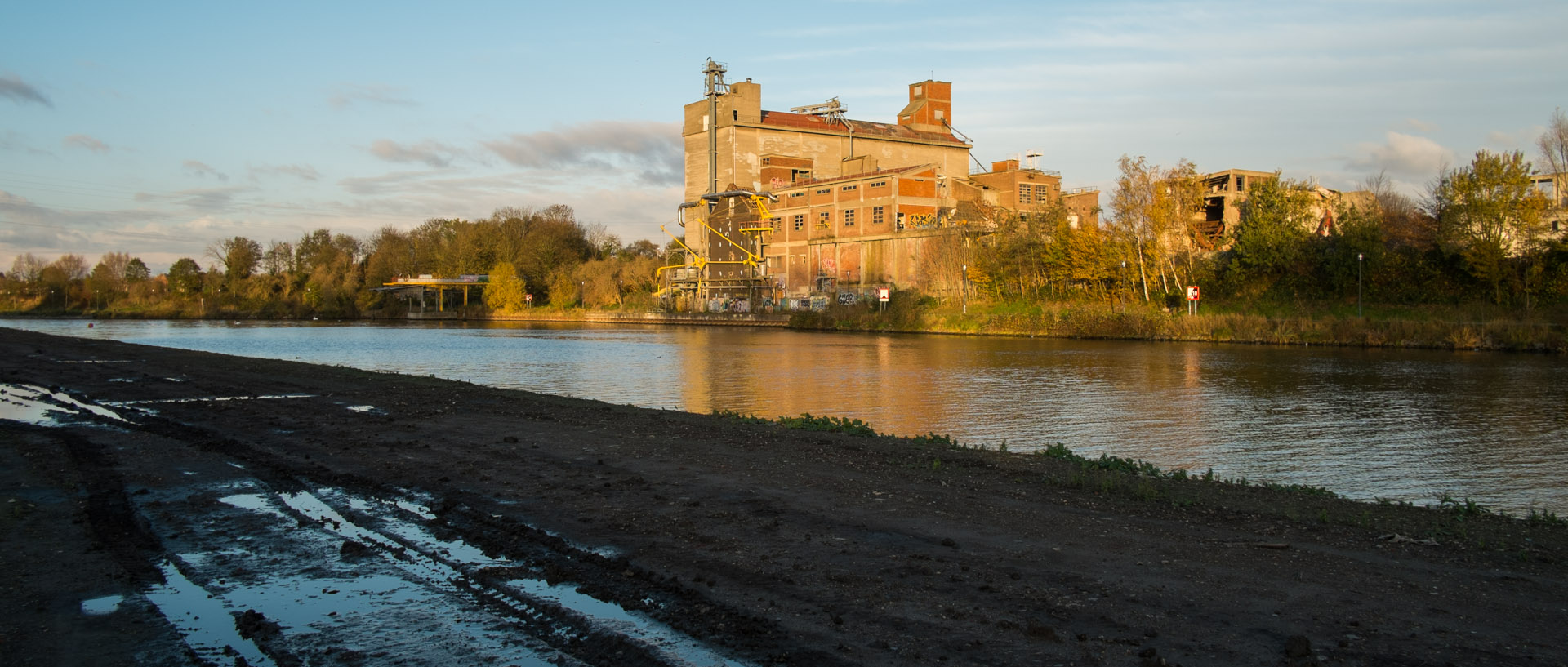 Mardi 19 novembre 2013, 16:19, canal de la Deûle, Marquette lez Lille