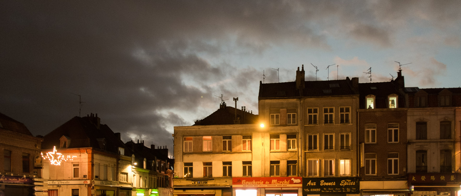 Samedi 23 novembre 2013, 17:33, place de la Nouvelle Aventure, Wazemmes, Lille