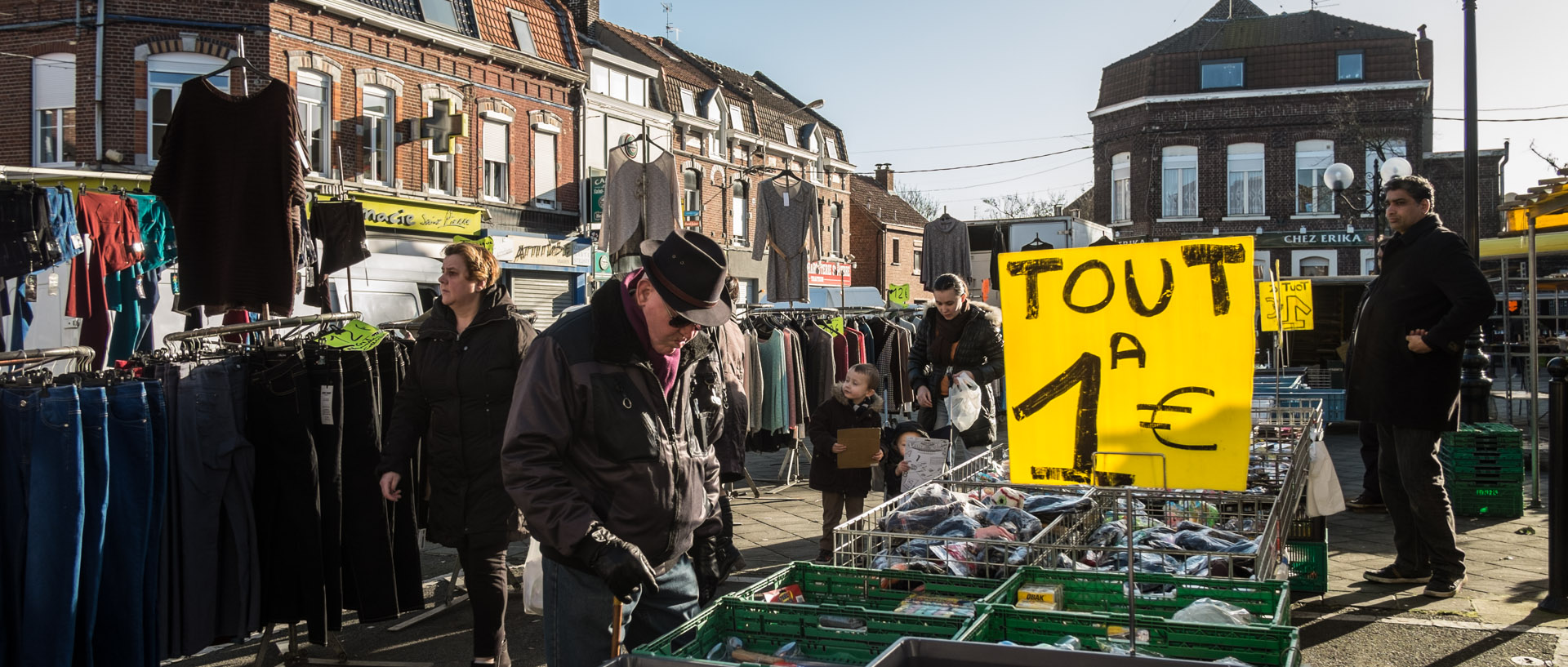 Dimanche 2 février 2014, 10:55, marché Saint-Pierre, place de la Liberté, à Croix