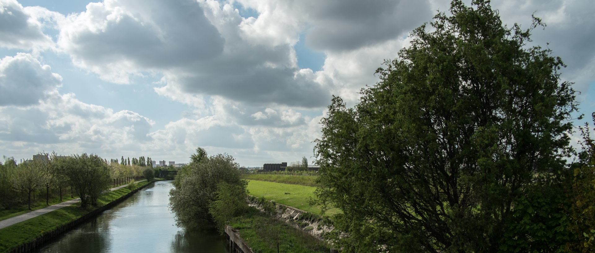 Lundi 14 avril 2014, 16:46, le canal de Roubaix, Wattrelos