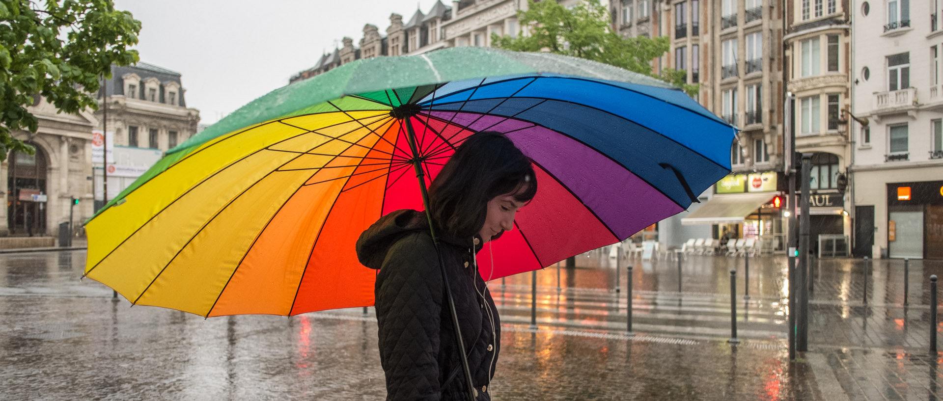 Lundi 21 avril 2014, 19:18, place de la Gare, Lille