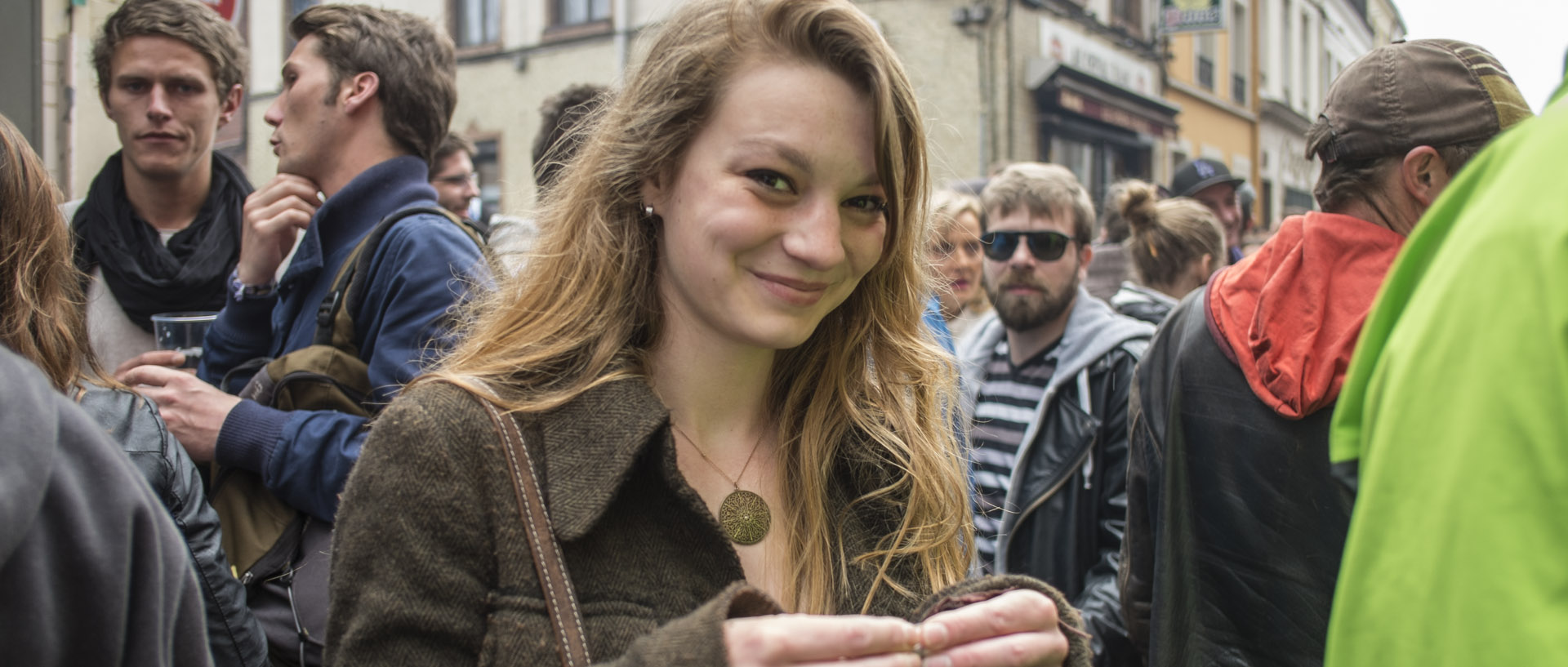 Jeudi 1er mai 2014, 17:18, rue des Sarrazins, Wazemmes, Lille