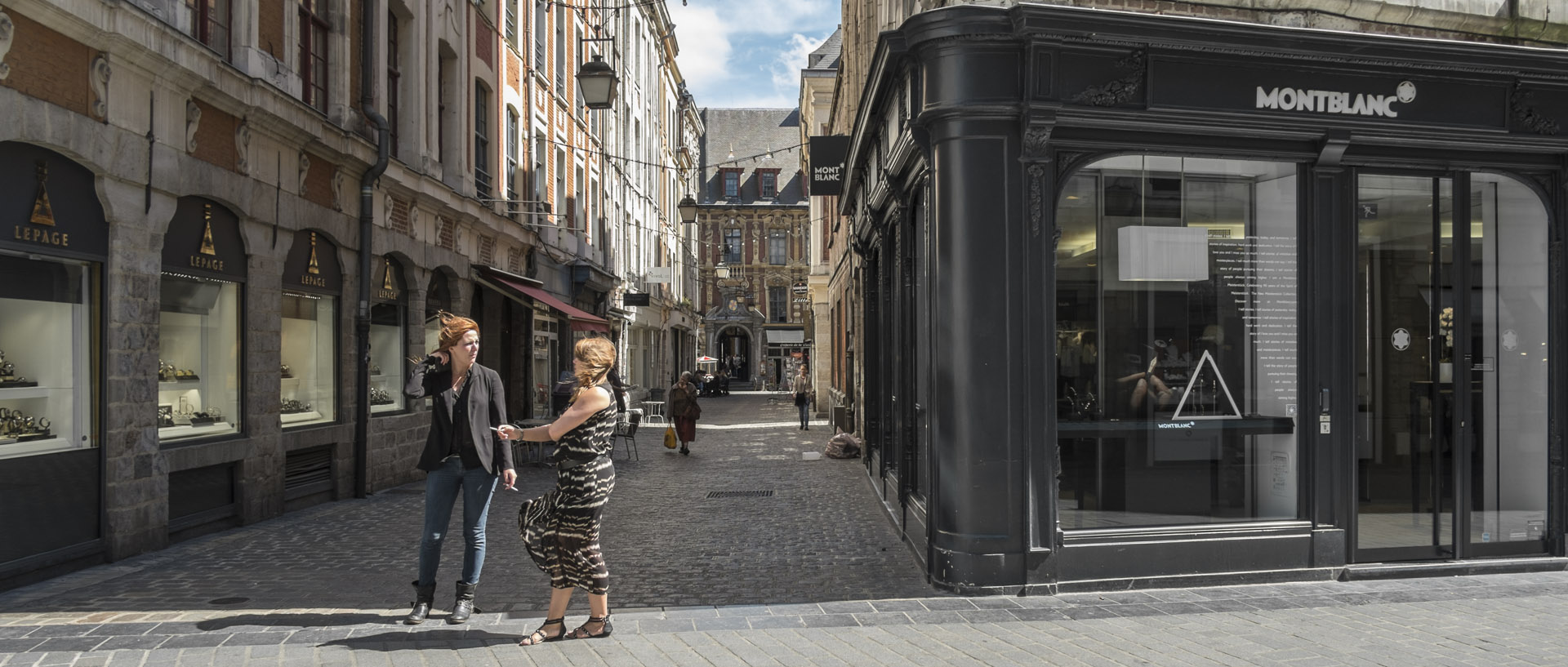 Jeudi 22 mai 2014, 15:58, rue de la Bourse, Lille