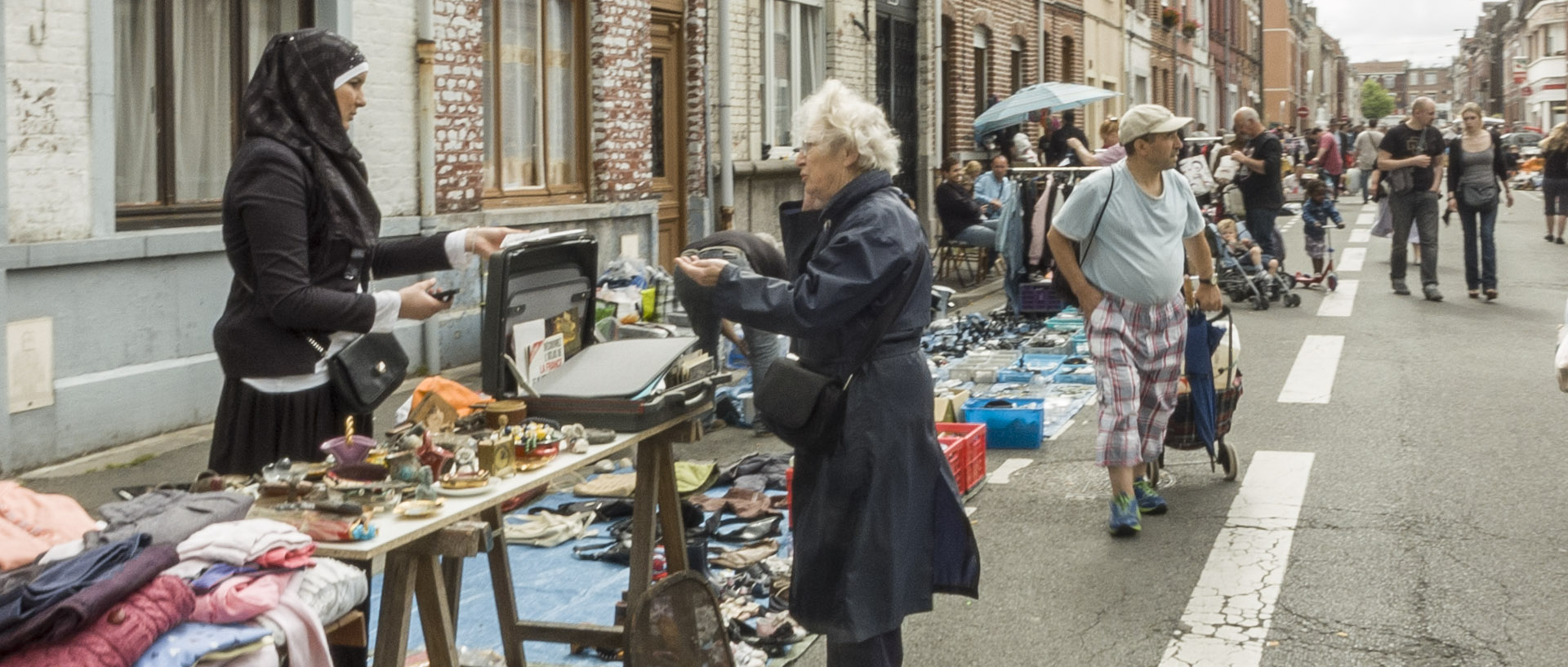 Samedi 14 juin 2014, 10:55, rue Kléber, Croix