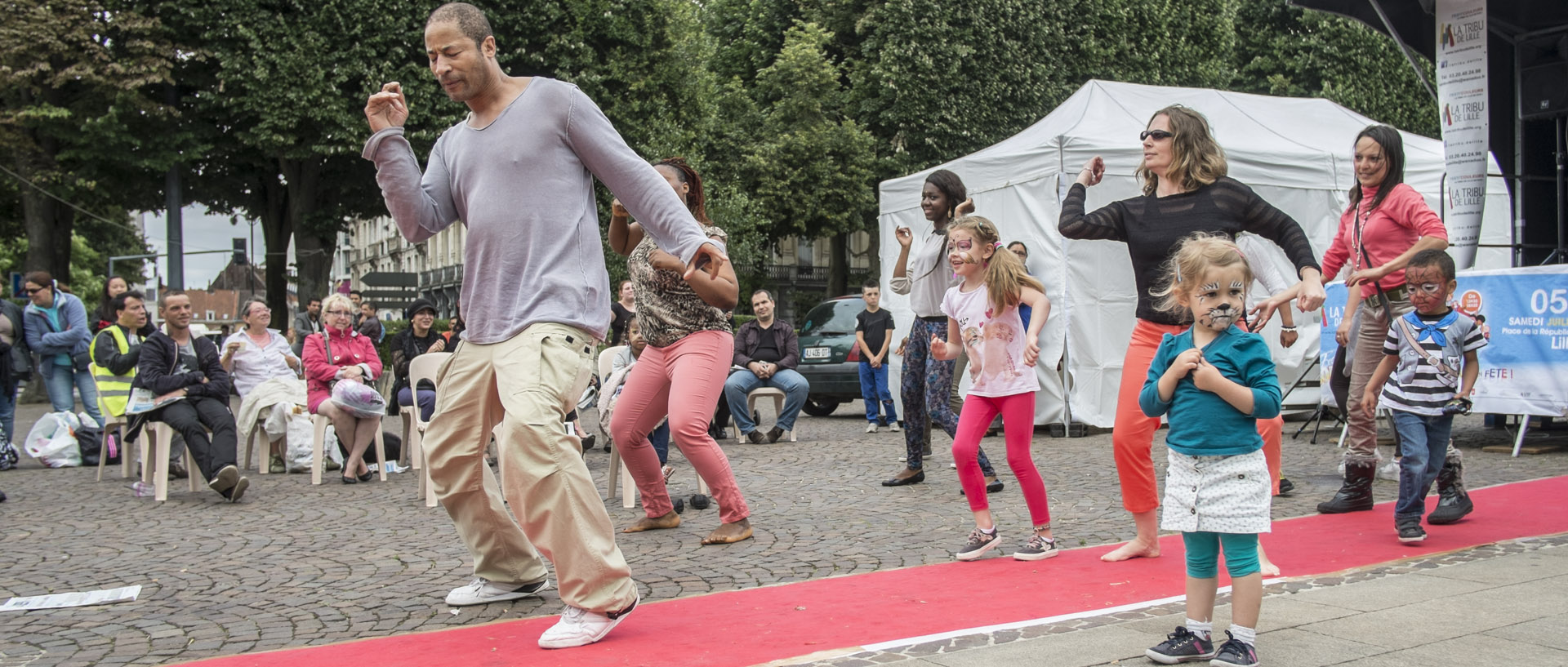 Samedi 5 juillet 2014, 17:05, place de la République, Lille