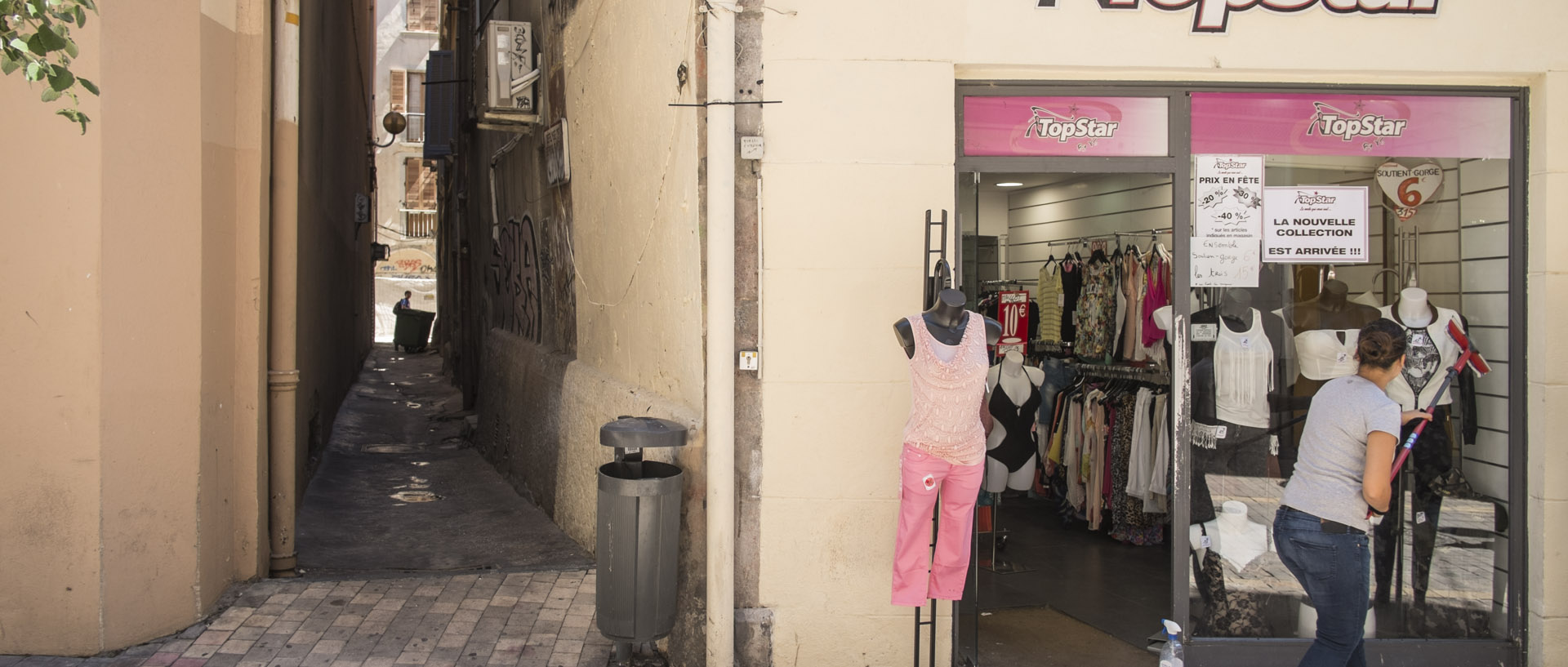 Mercredi 27 août 2014, 14:25, rue Hoche, Toulon