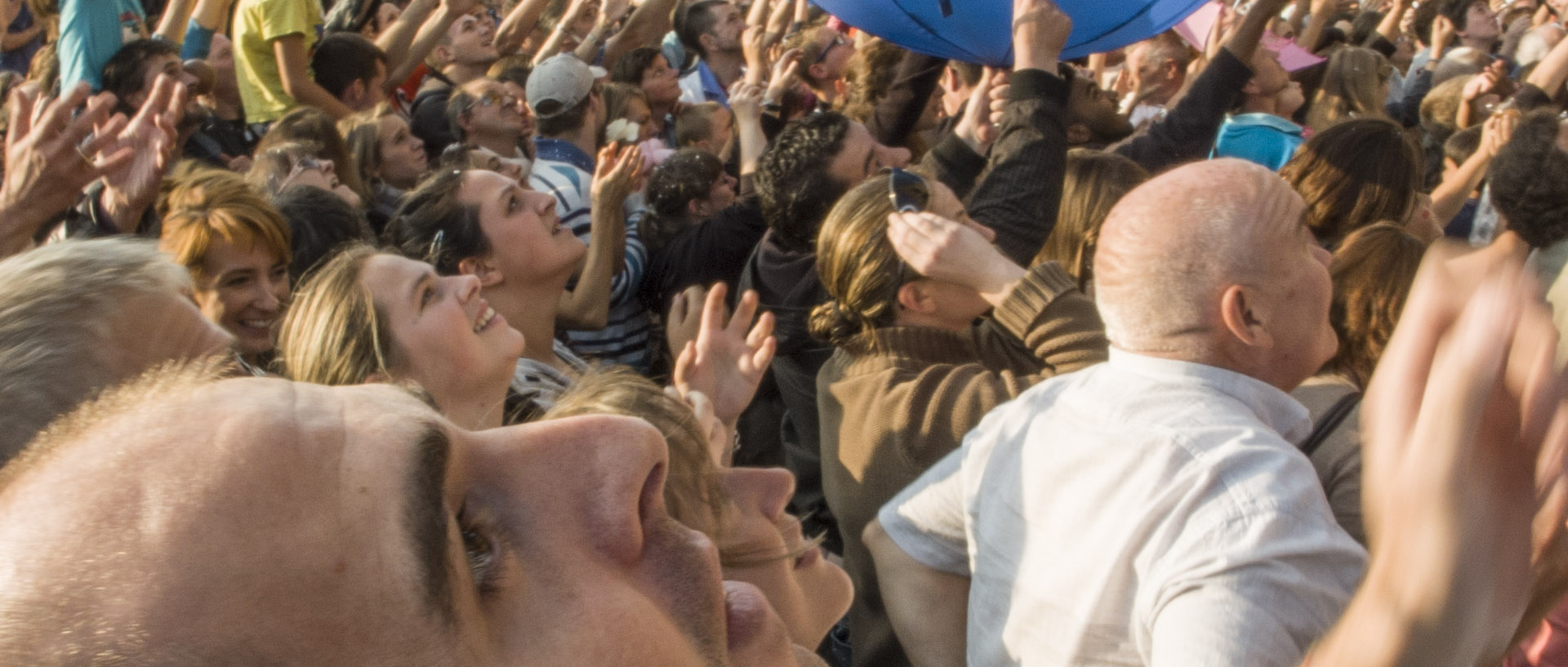 Dimanche 14 septembre 2014, 18:21, place du Général-de-Gaulle, Armentières