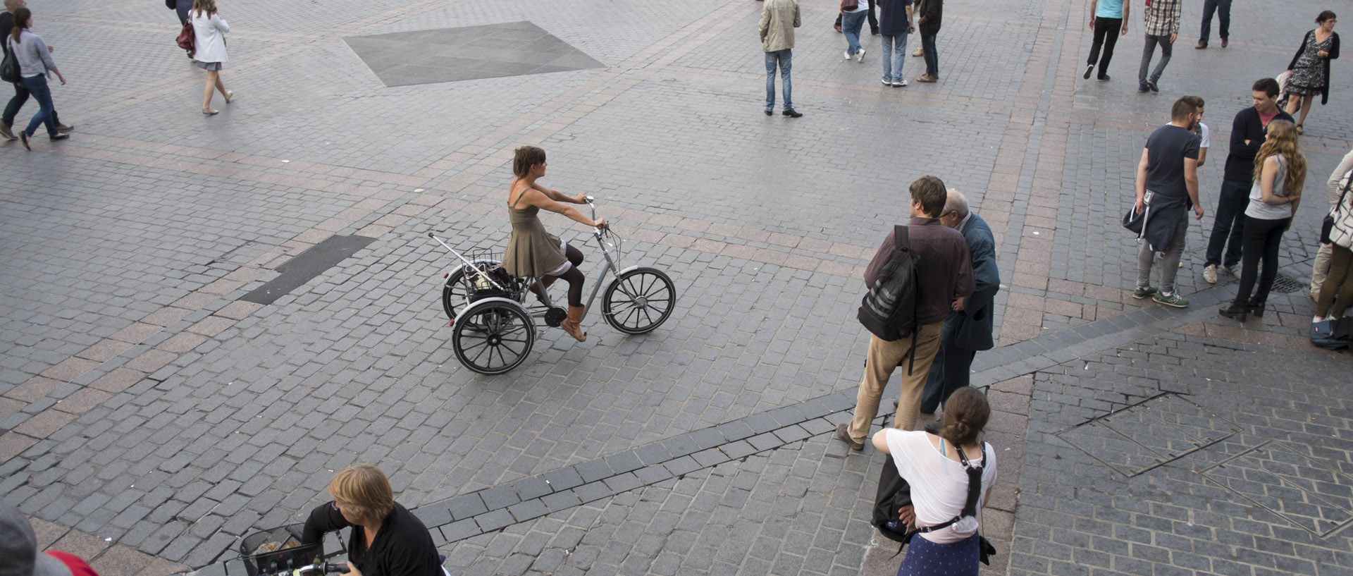 Jeudi 18 septembre 2014, 18:43, place du général-de-Gaulle, Lille