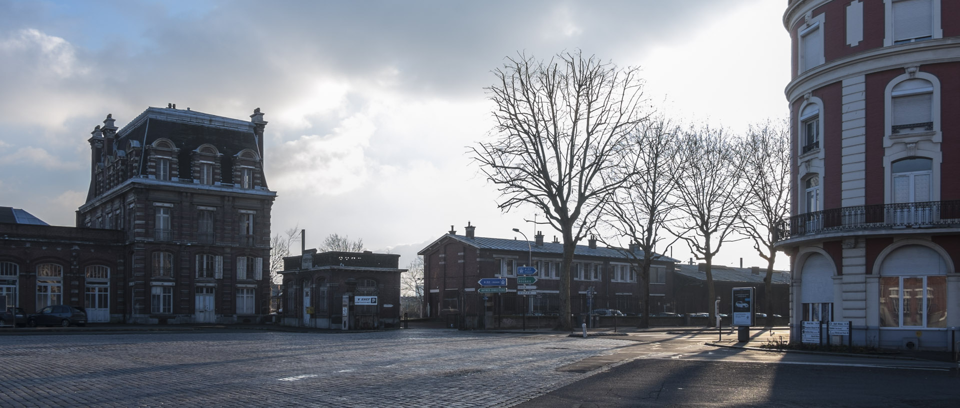 Lundi 19 janvier 2015, 15:56, place Pierre-Semard, Tourcoing