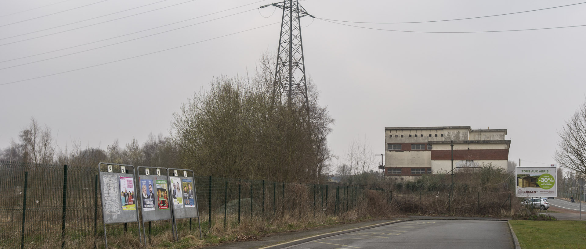 Jeudi 19 mars 2015, 17:24, avenue Jean-Paul-Sartre, Wasquehal