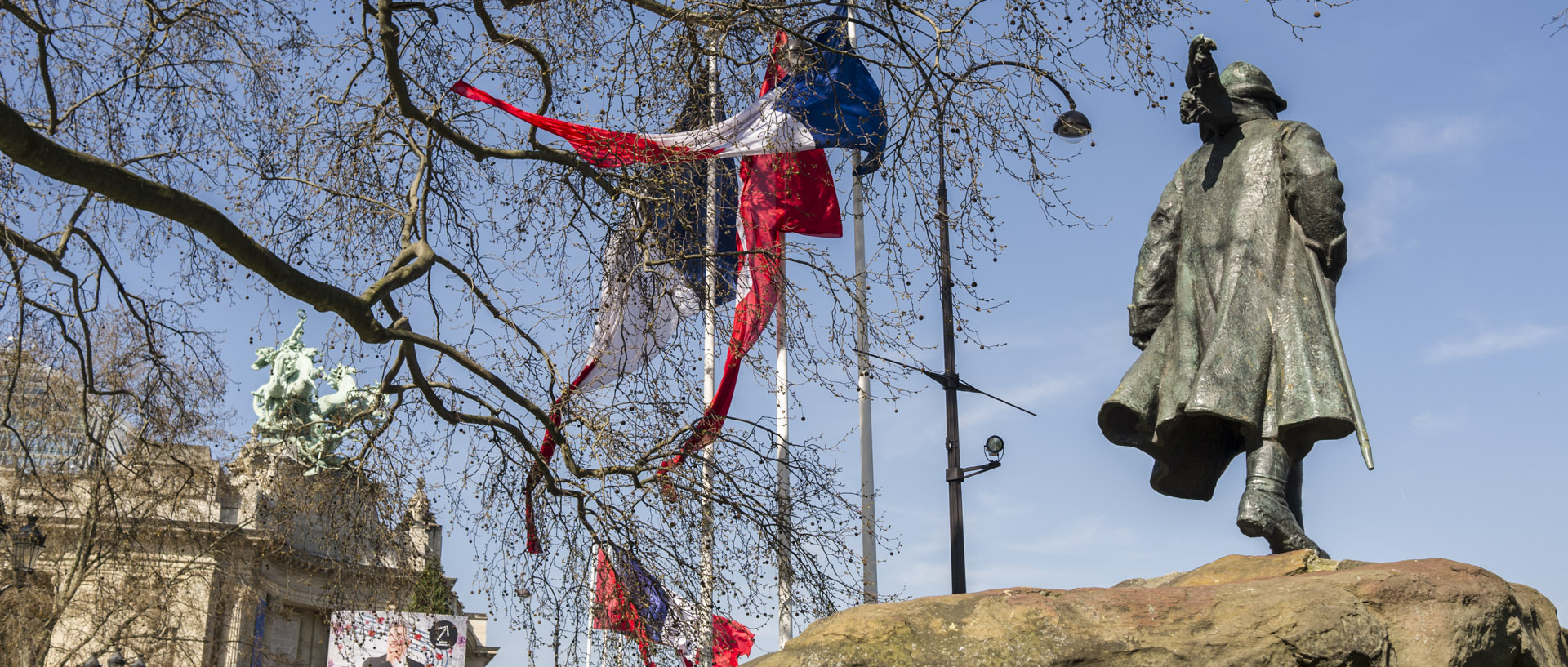 Mardi 7 avril 2015, 12:01, place Clémenceau, Paris