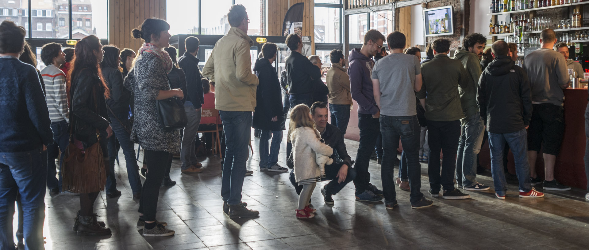 Vendredi 17 avril 2015, 19:09, Gare Saint-Sauveur, Lille