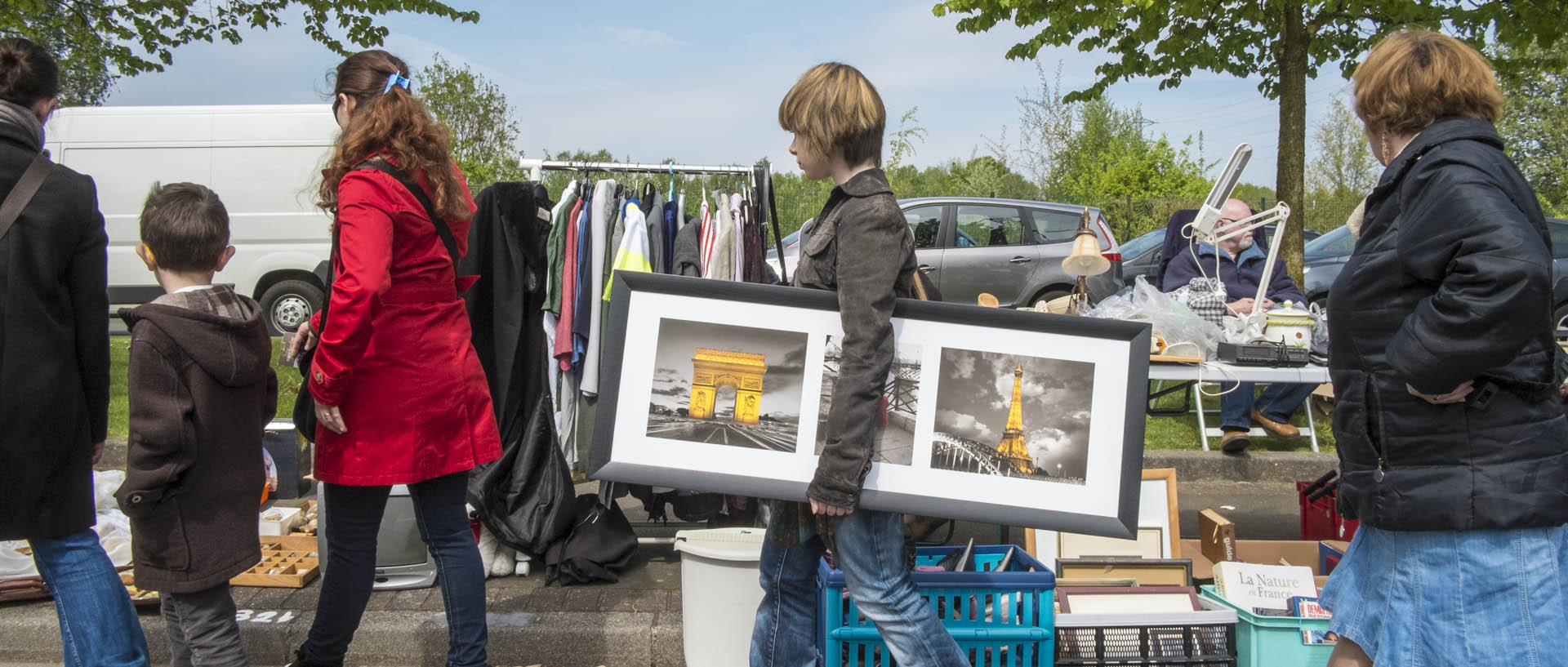 Vendredi 1er mai 2015, 12:23, avenue Jean-Paul-Sartre, Wasquehal