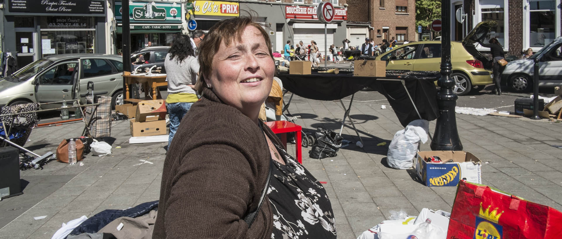 Samedi 6 juin 2015, 16:11, place de la Liberté, Croix