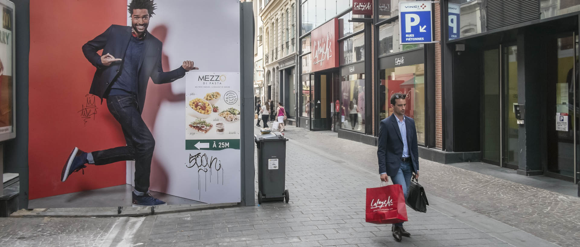 Vendredi 26 juin 2015, 18:17, rue d'Amiens, Lille