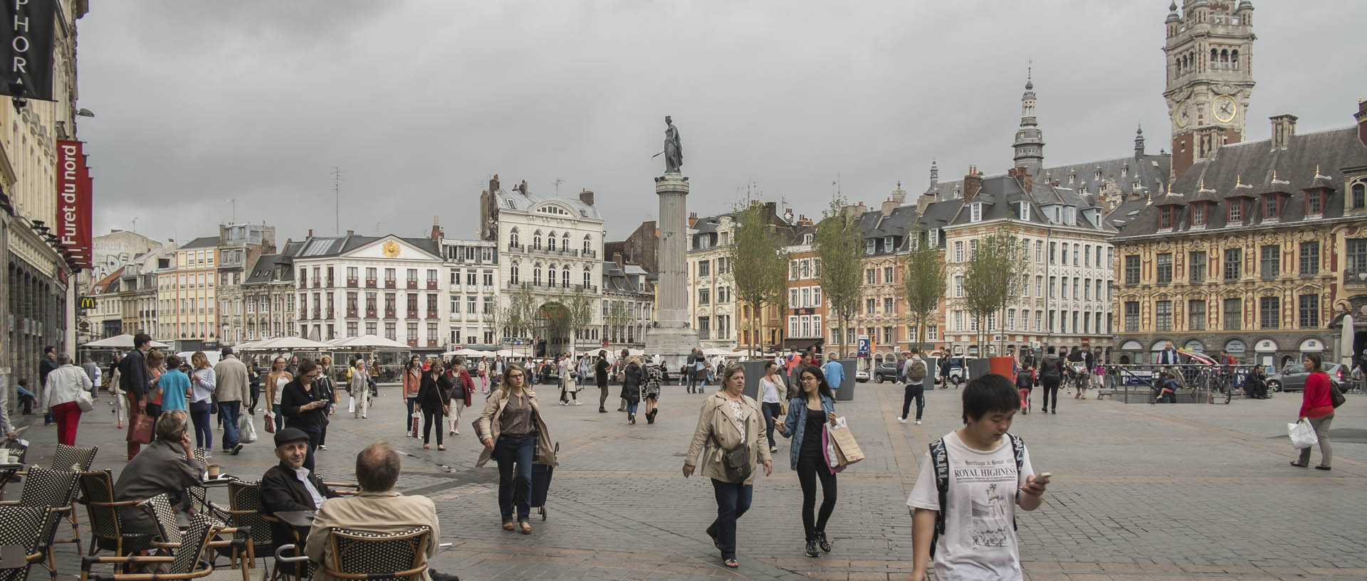 Mercredi 8 juillet 2015, 16:08, place du Général-de-Gaulle, Lille