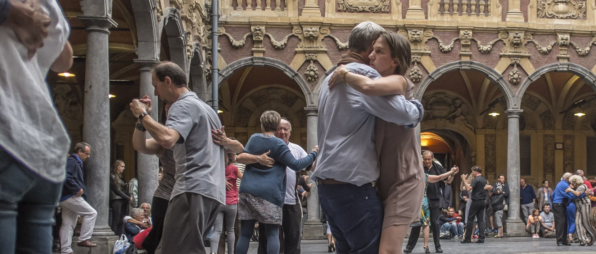 Dimanche 12 juillet 2015, 19:58, Vieille Bourse, Lille