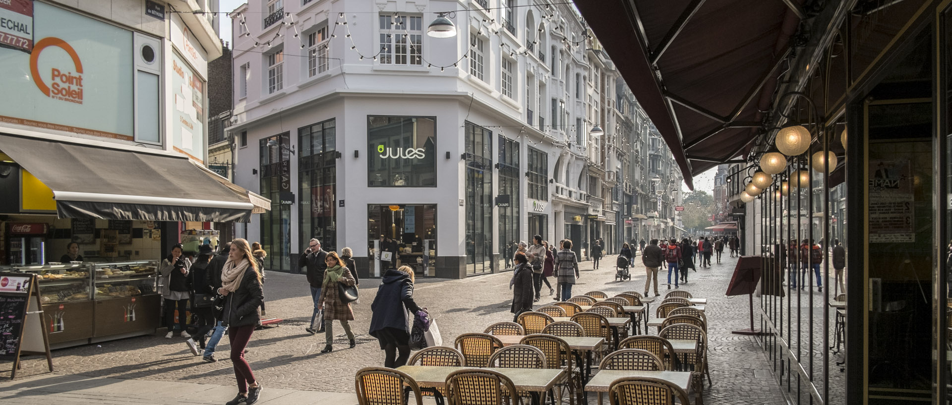 Mardi 13 octobre 2015, 15:56, rue de Béthune, Lille