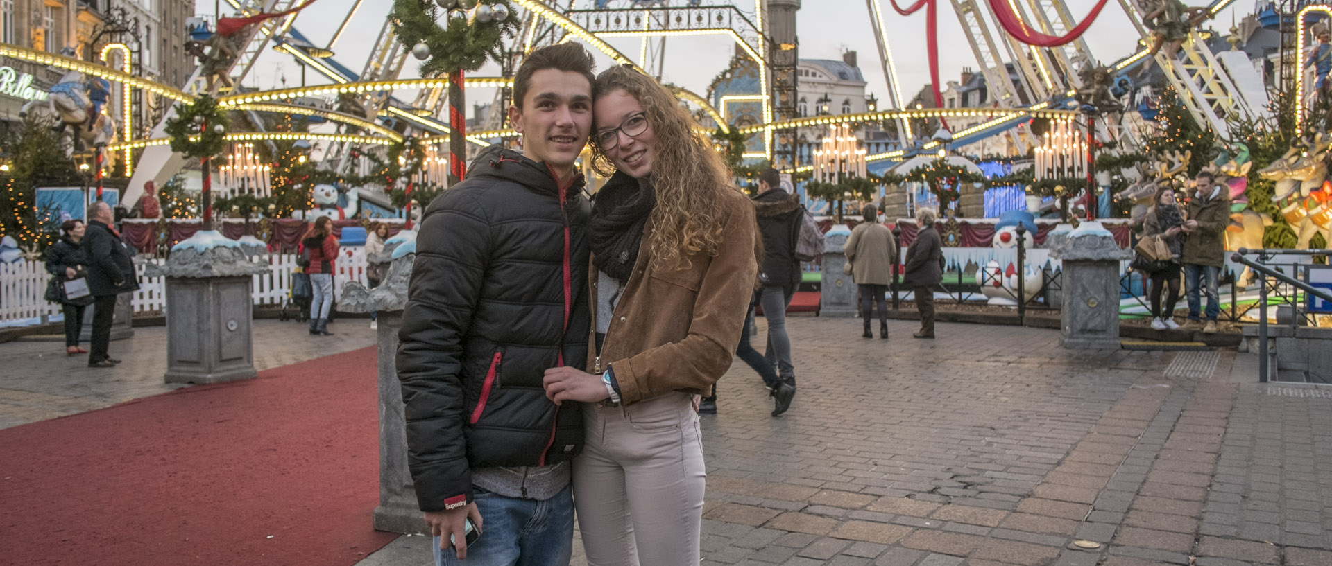 Lundi 7 décembre 2015, 16:43, place du Général-de-Gaulle, Lille