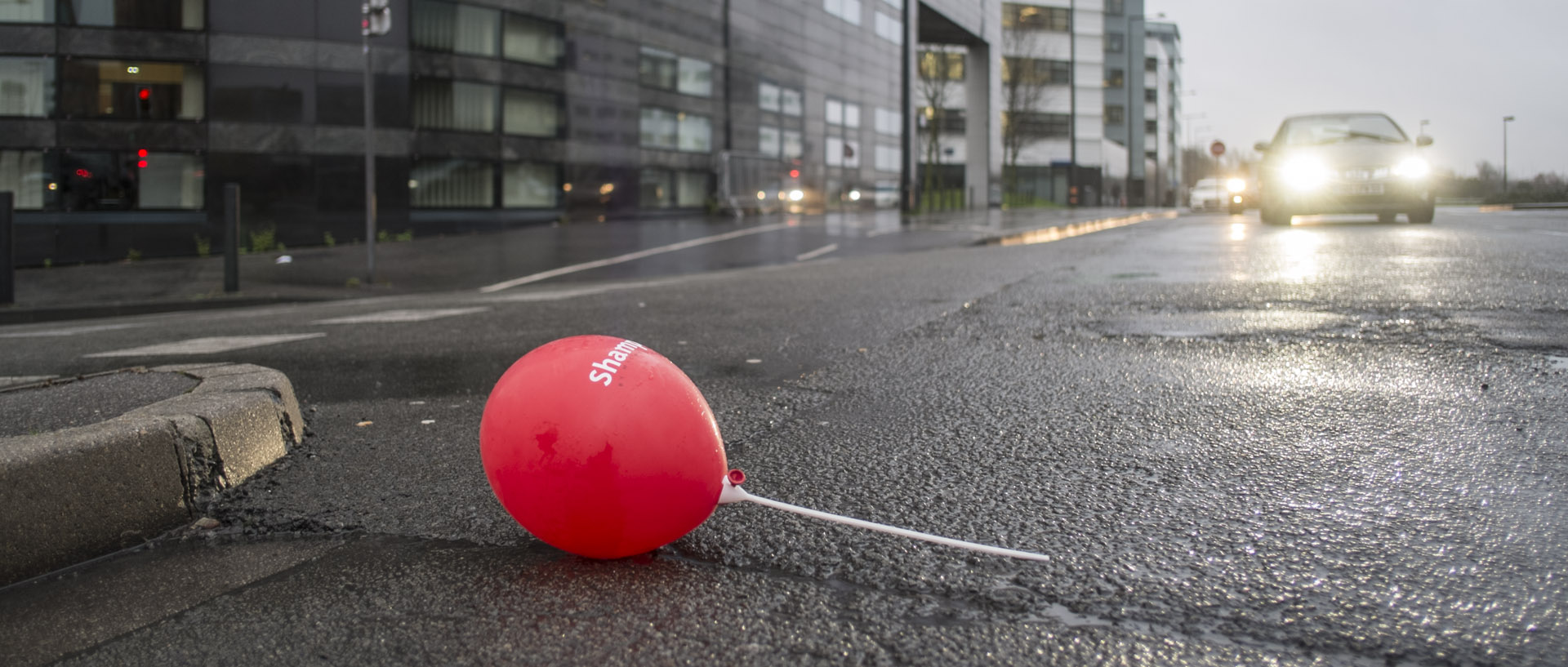 Mardi 8 décembre 2015, 16:12, rue de Luxembourg, Lille