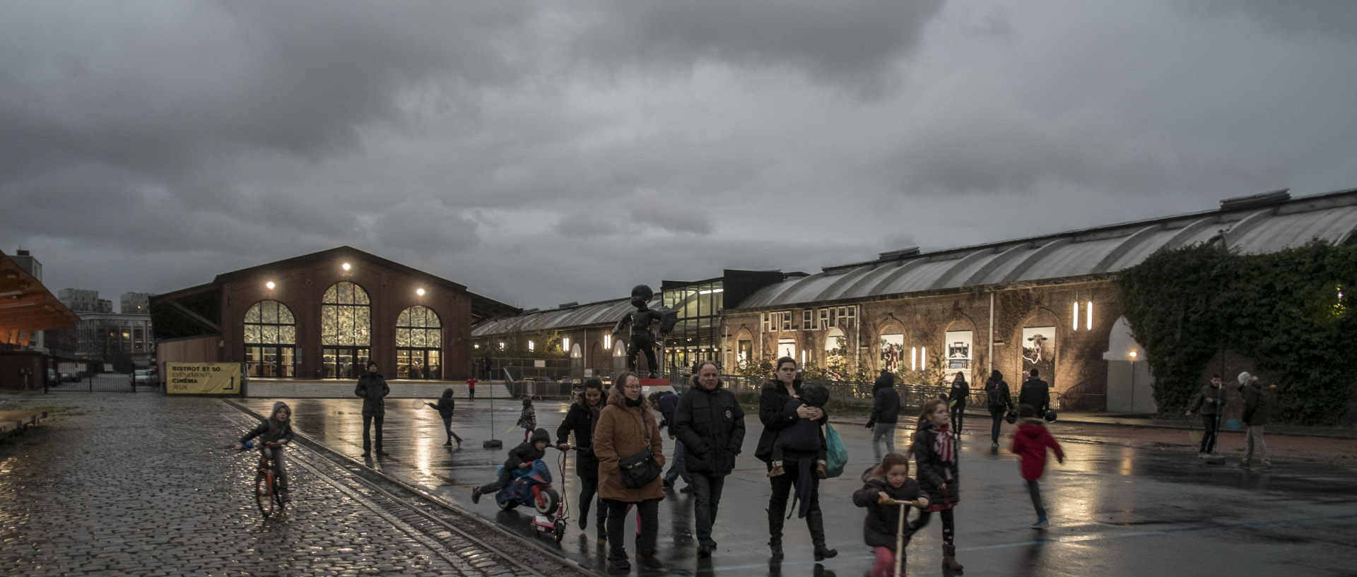 Samedi 2 janvier 2016, 17:07, gare Saint-Sauveur, Lille