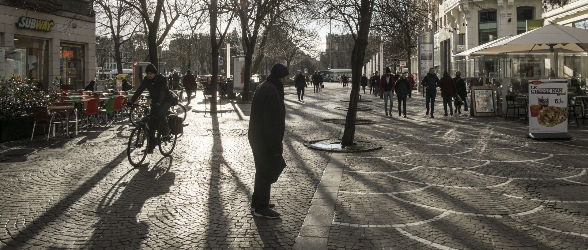 Jeudi 14 janvier 2016, 14:36, place de Béthune, Lille