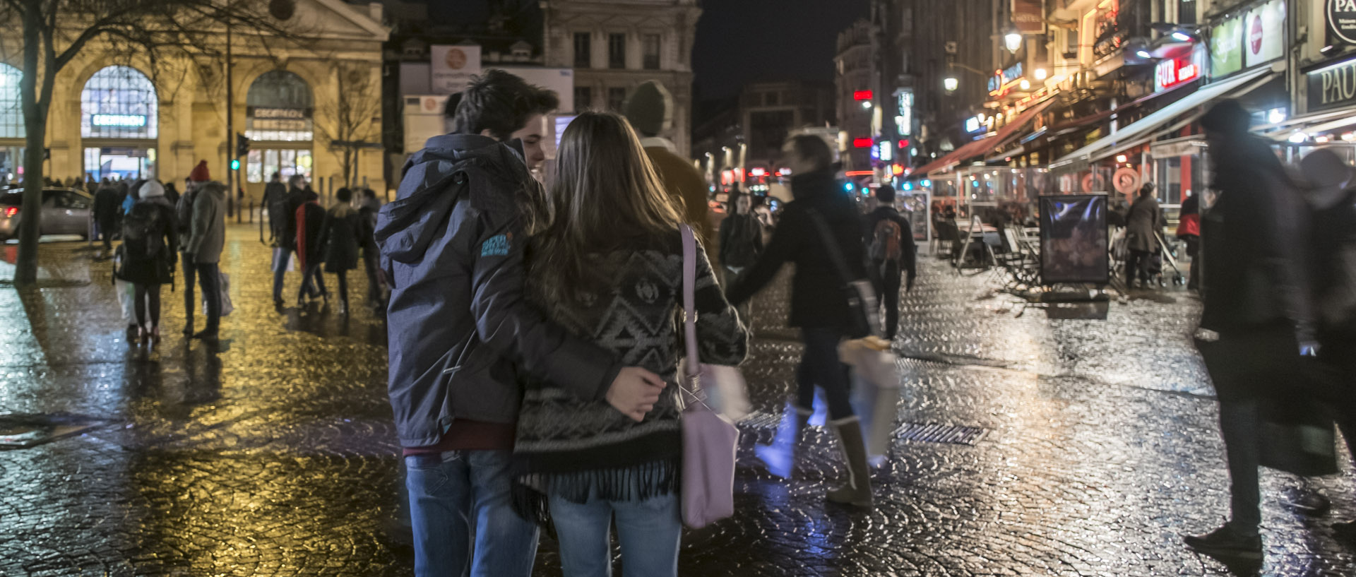 Samedi 16 janvier 2016, 18:14, place de la Gare, Lille