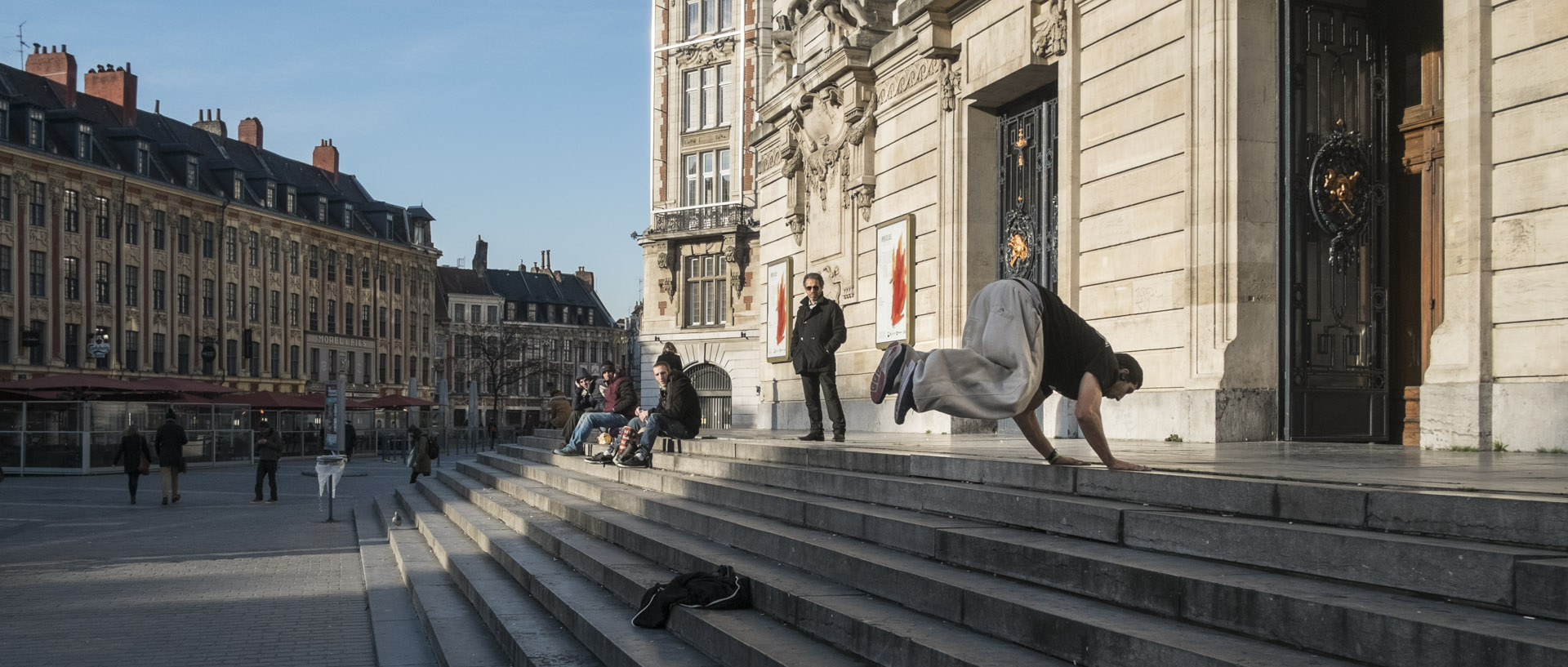 Mardi 19 janvier 2016, 14:28, place du Théâtre, Lille