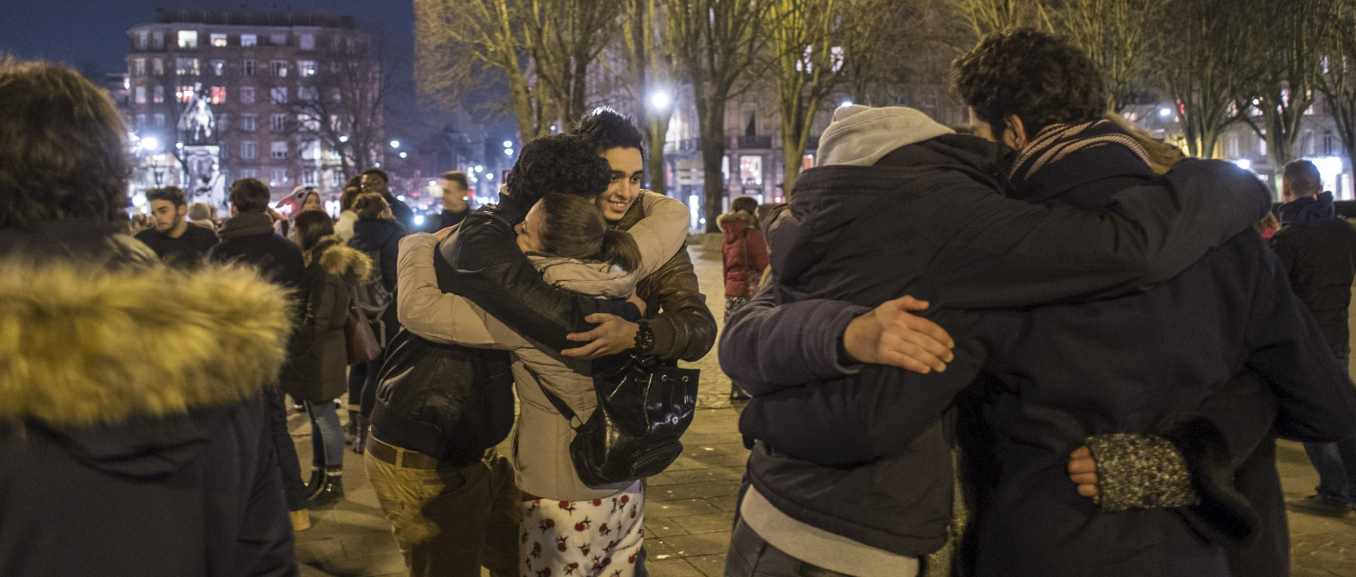 Jeudi 21 janvier 2016, 18:37, place de la République, Lille