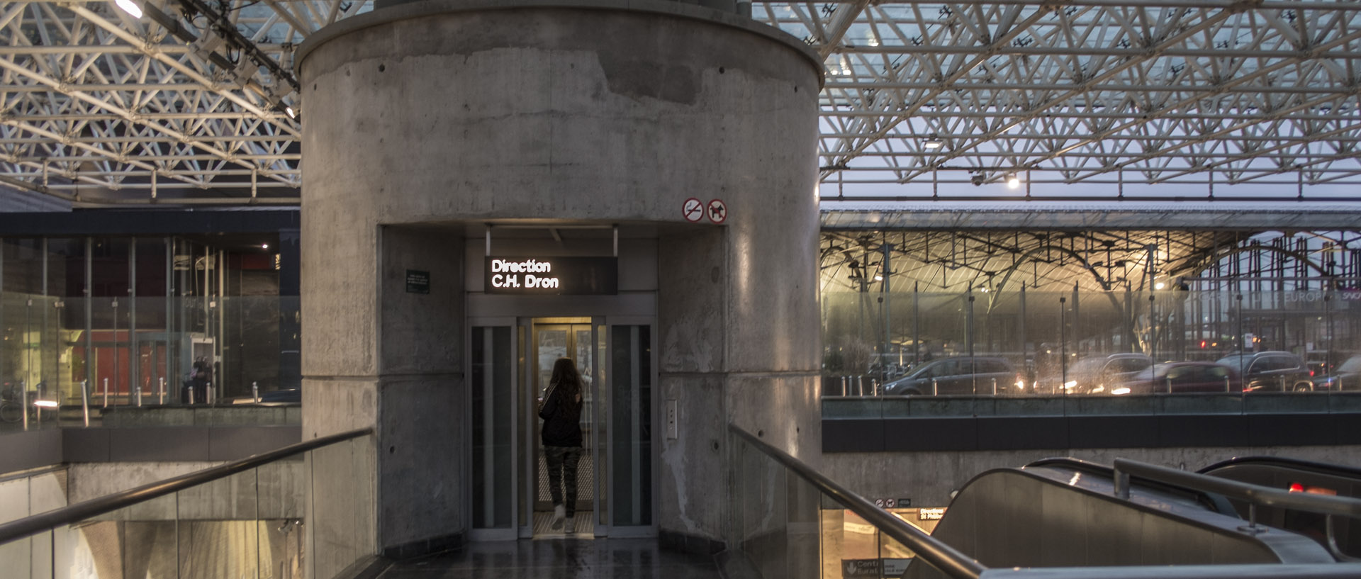 Mercredi 27 janvier 2016, 17:35, station de métro Lille Europe