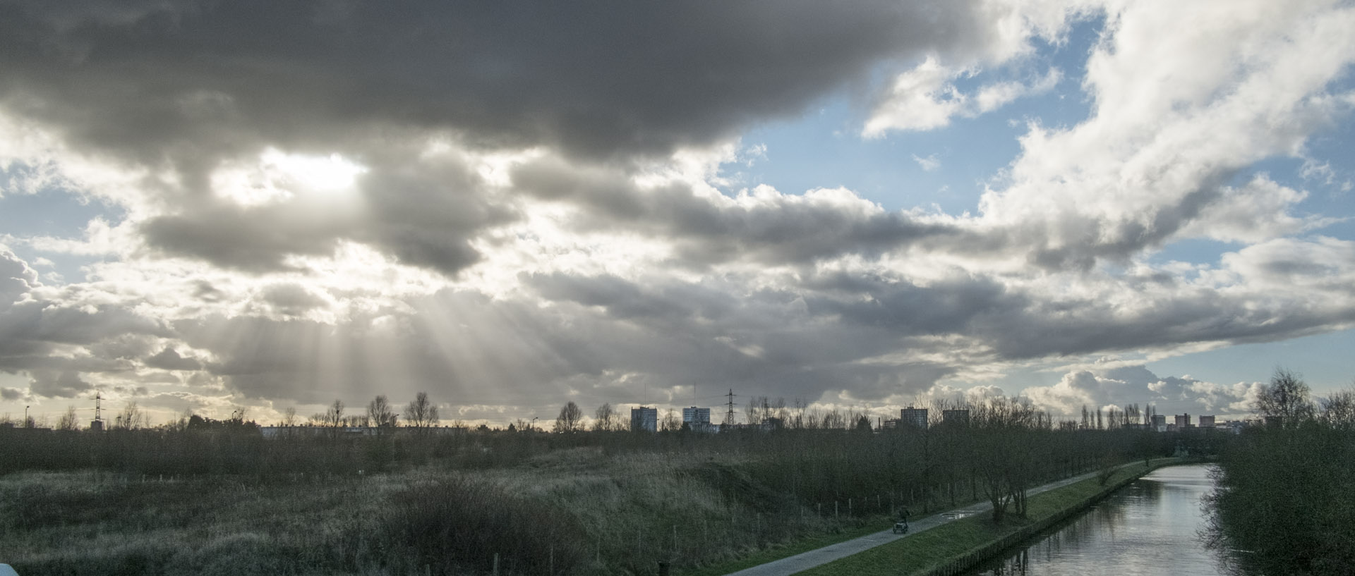 Lundi 15 février 2016, 16:10, canal de Roubaix, Wattrelos