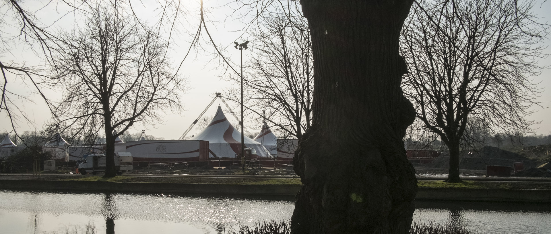 Jeudi 10 mars 2016, 16:18, façade de l'Esplanade, Lille