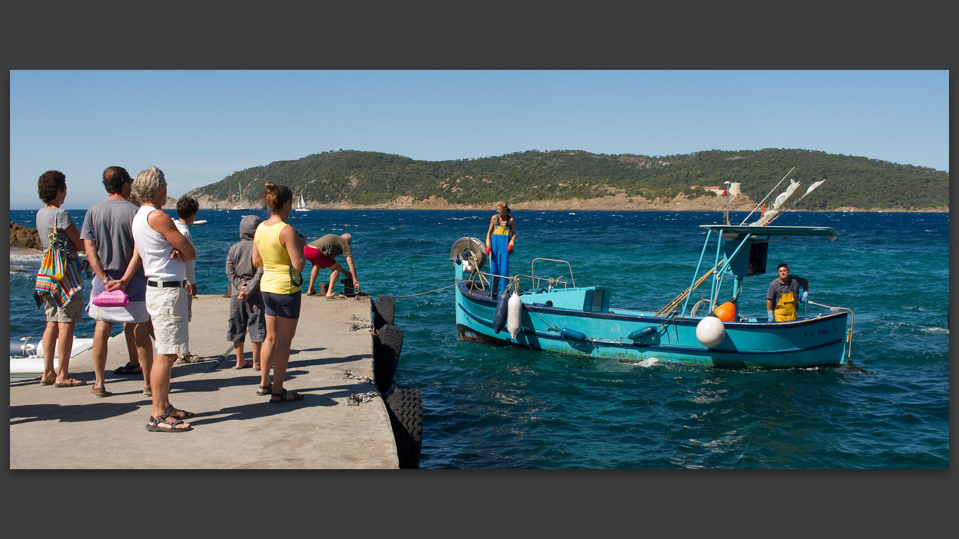 L'arrivée du pêcheur au port de l'Aygade. 