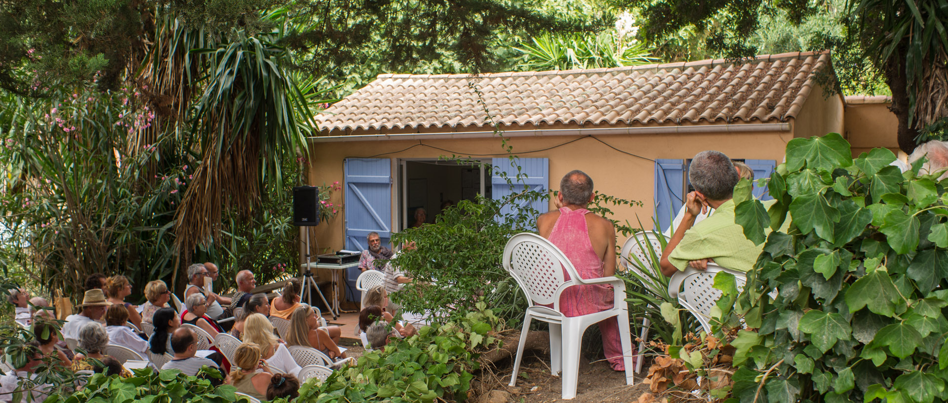 L'assemblée générale des propriétaires d'Héliopolis, île du Levant.