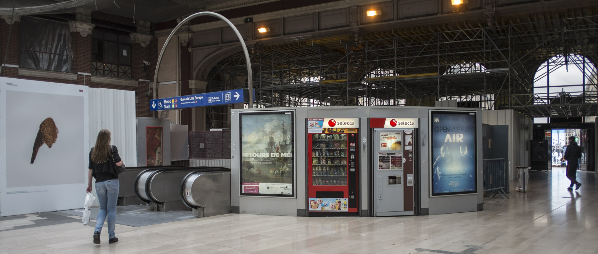 Pas perdus / Waiting hall Lundi 16 juin juin 2014, 19:50, gare Lille Flandres