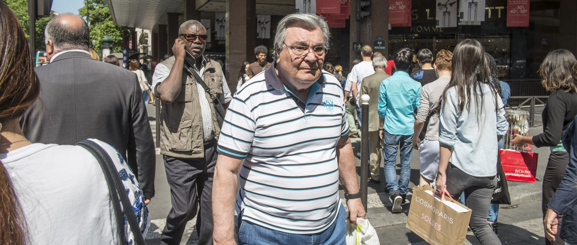 Souci / Worry Jeudi 26 juin juin 2014, 11:46, boulevard Haussmann, Paris