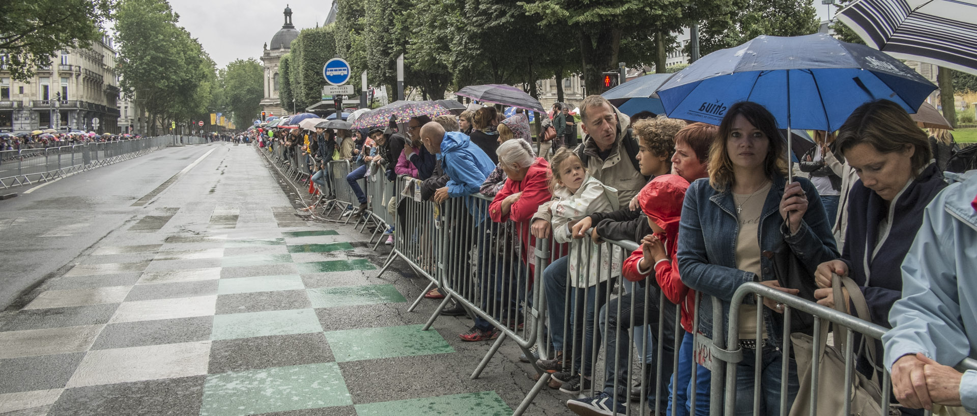 En attendant le Tour de France / Waiting Tour de France Mardi 8 juillet 2014, 15:27, boulevard de la Liberté, Lille