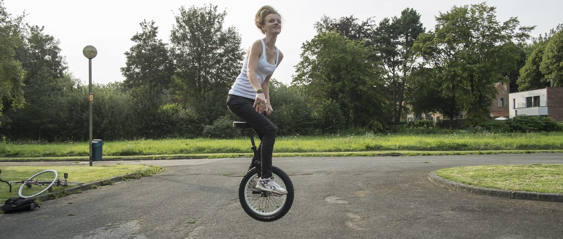Saut sur roue / Jump on wheel Jeudi 31 juillet 2014, 19:01, centre Beaumont, Croix